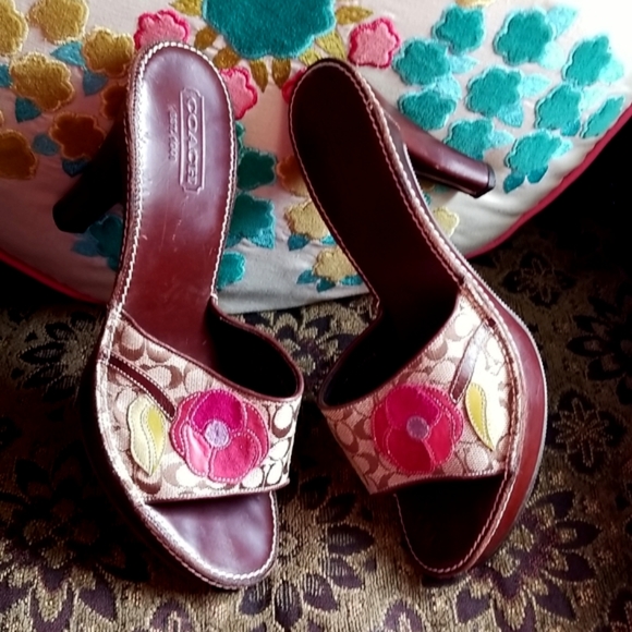 Vtg COACH POPPYS for PEACE Flowers MULES Leather Suede Applique Clogs Heels 8.5m - Picture 3 of 16